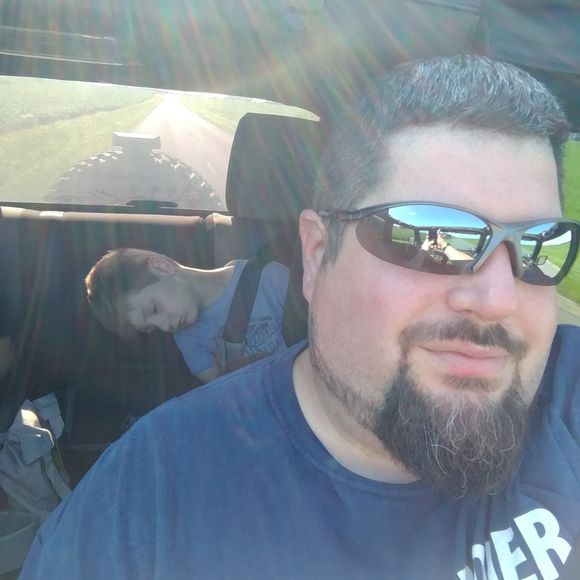 Profile Picture of Matthew Broeker (@broeker45) on Poshmark