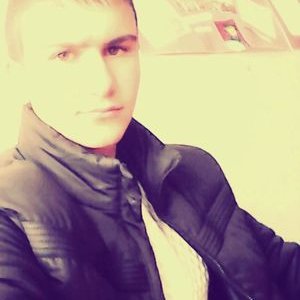 Profile Picture of Albert Gasparyan (@AlbertGasparya4) on Twitter