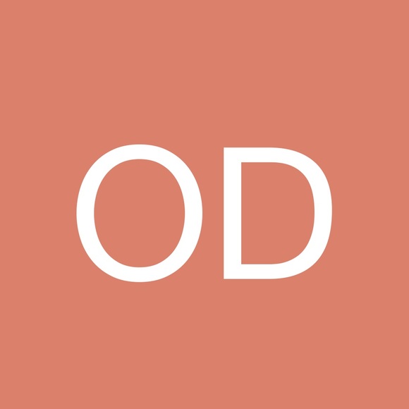 Profile Picture of Olive David (@olivedavid58) on Poshmark