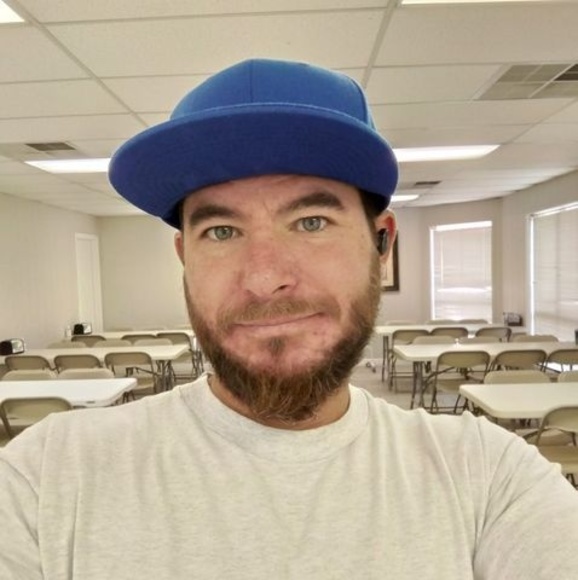 Profile Picture of David Rangel (@dsrangeljr85) on Poshmark