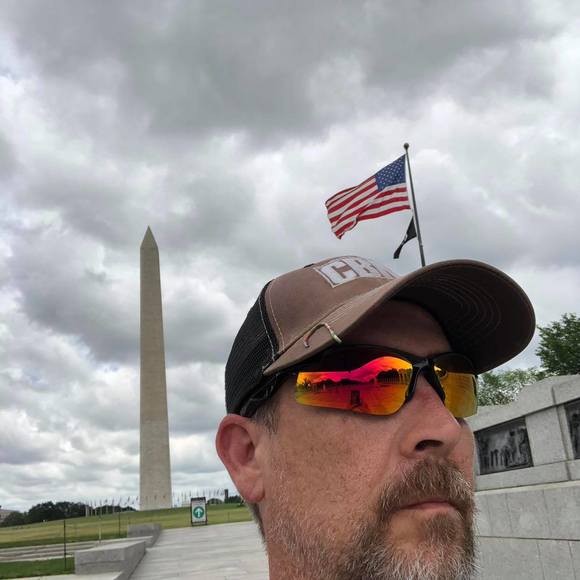Profile Picture of Raymond Rutzer (@rdrutzer2) on Poshmark