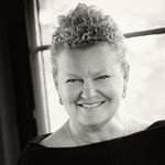 Profile Picture of Lori Haffarnan (@lorihaffarnanqcrealtor) on Instagram