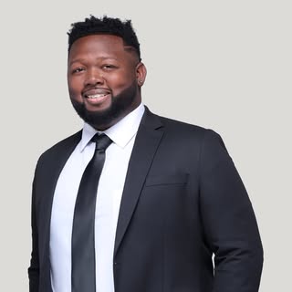 Profile Picture of Zach McKay, Realtor®️ (@zach_mckay_realtor) on Instagram