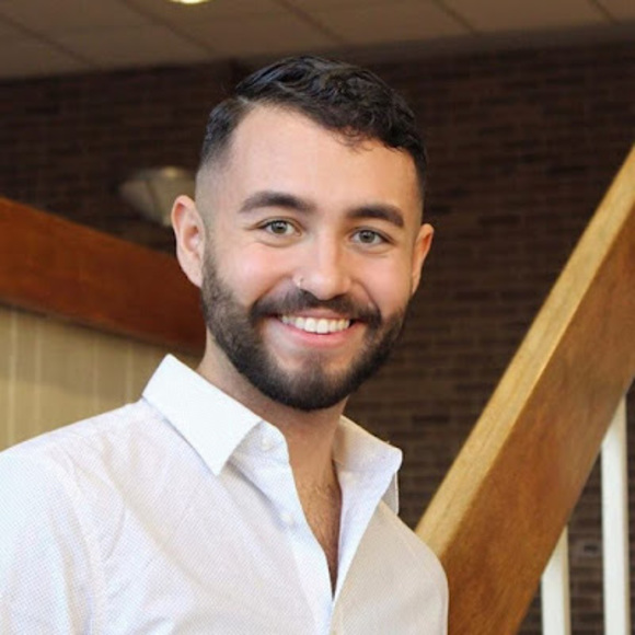 Nicolas Pennisi - Poshmark Profile Picture of Nicolas Pennisi (@nicolasapennisi) on Poshmark