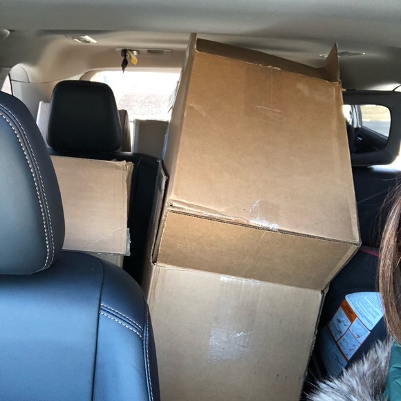 Profile Picture of Joanna Shipe (@jofussmarie) on Poshmark