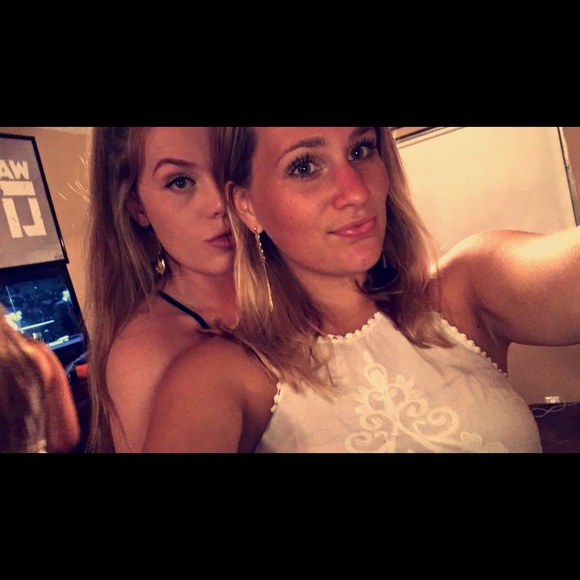 Profile Picture of Amy Wilken (@amy_wilken97) on Poshmark