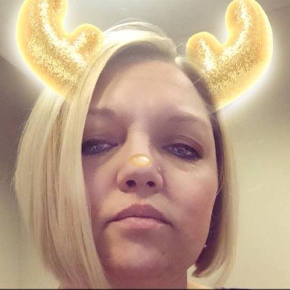 Profile Picture of Jodi Christopherson (@christoj) on Poshmark