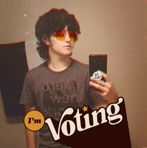 Profile Picture of Max Pohlmeier (@max26874) on Poshmark