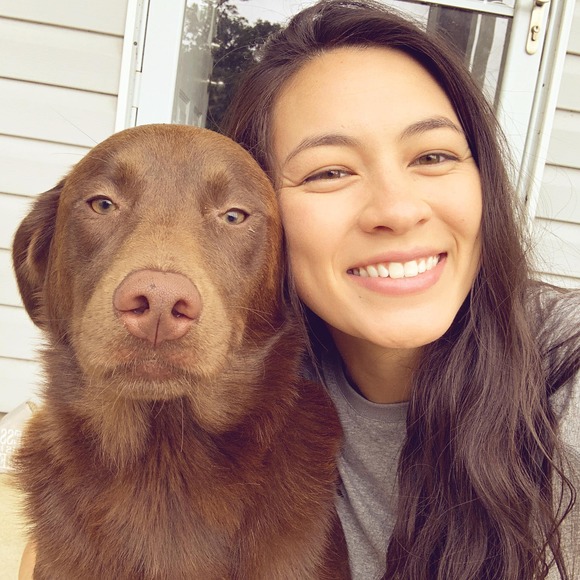 Profile Picture of Mary Baxter (@marymulan) on Poshmark