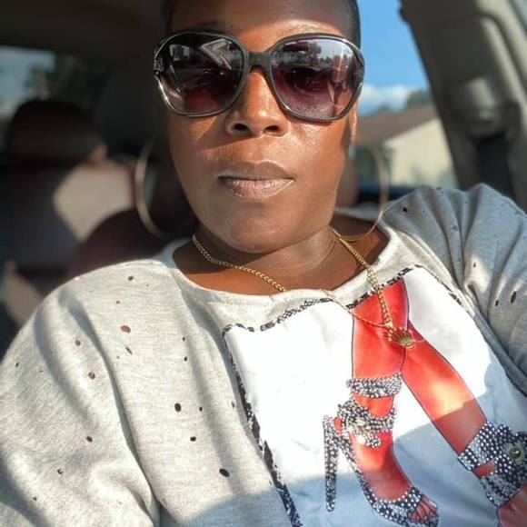 Profile Picture of Quentella Gamble (@quentellagamble) on Poshmark