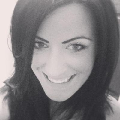 Profile Picture of Jo Lockwood (@Jo_L_FOODIE) on Twitter
