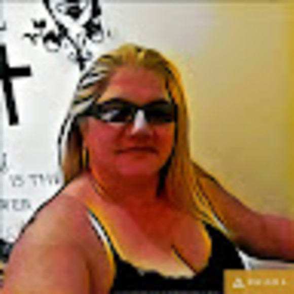 Profile Picture of Nancy Santiago (@santiagowife1) on Poshmark