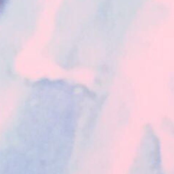 Profile Picture of Itzel Herrera (@itzelhh) on Poshmark