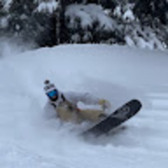 Profile Picture of Damon Kernion (@damonkernion) on Poshmark