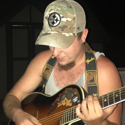 Profile Picture of Spanky (@Golden_Chase) on Twitter