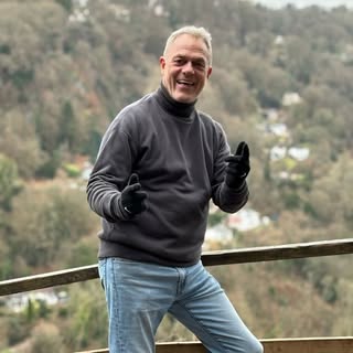 Profile Picture of David Moles (@davidmoles) on Instagram