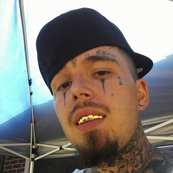 Profile Picture of Travis Graves (@tzavala_1) on Poshmark