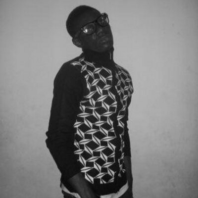 Profile Picture of Deron David Henaku (@yawrush) on Twitter