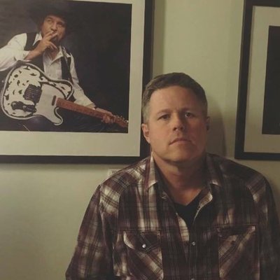 Profile Picture of Steve Herndon (@fakesteveh) on Twitter