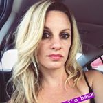 Profile Picture of Jill Downs (@_bottlebabe_) on Instagram