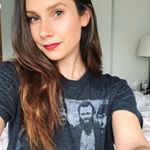 Profile Picture of Danielle Robertson (@danierobertson) on Instagram