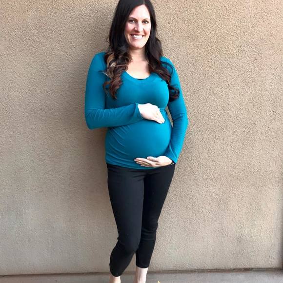 Profile Picture of Cassie Whitebread (@wheaty311) on Poshmark