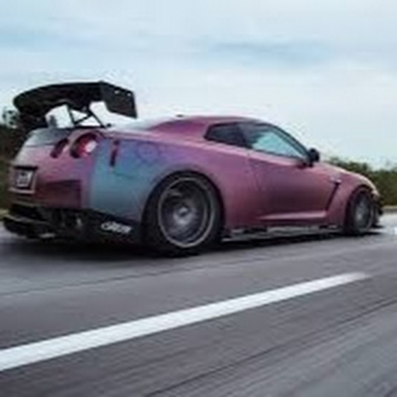 Profile Picture of Vinnie Norlin (@vinnienorlin) on Poshmark