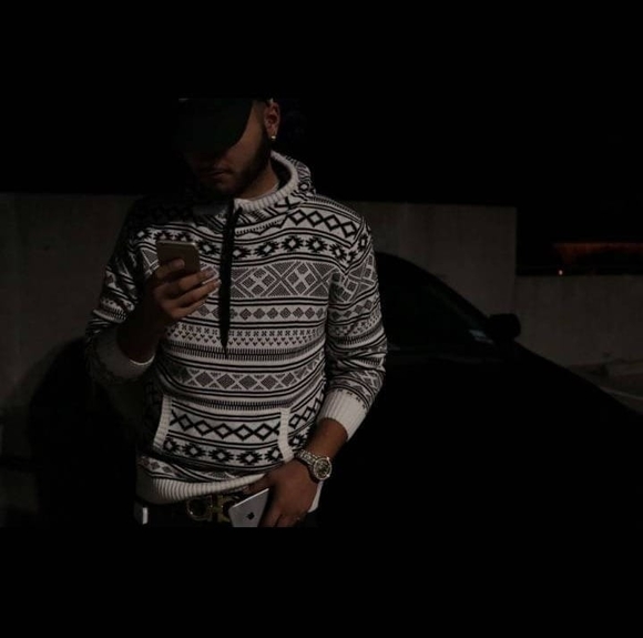 Christian Ryburn - Poshmark Profile Picture of Christian Ryburn (@christianryburn) on Poshmark