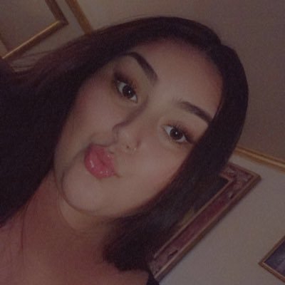 Profile Picture of Briii🌺 (@Herrera16Briana) on Twitter