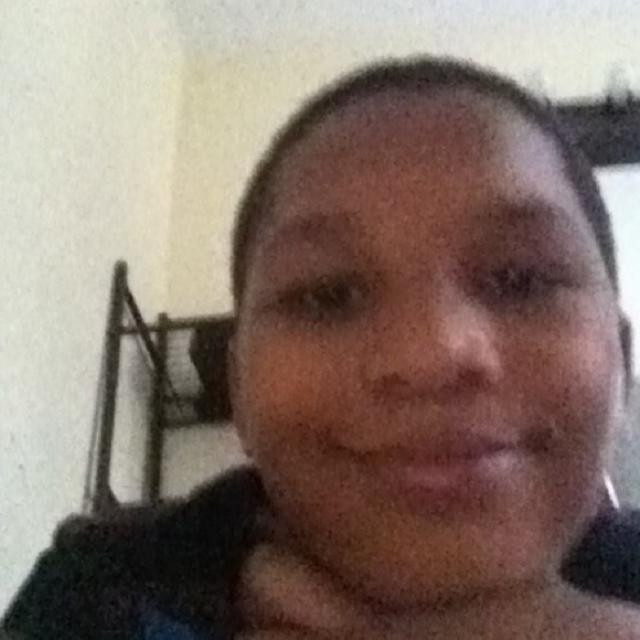 Profile Picture of Haquann Chavours (@haquann) on Poshmark