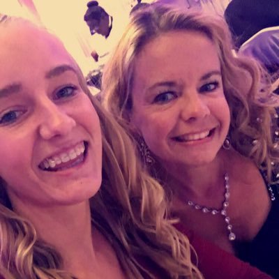 Profile Picture of Joanne Guzik (@jguzik17) on Twitter