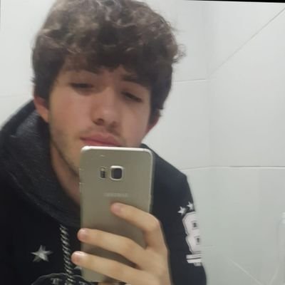 Profile Picture of André Oliveira (@Andrefbo12) on Twitter