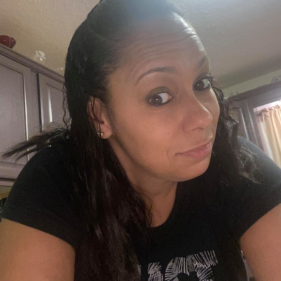 Profile Picture of Tammy Emory (@temory2012) on Poshmark