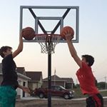 Profile Picture of Clayton & Bates (@no_vert_gang) on Instagram