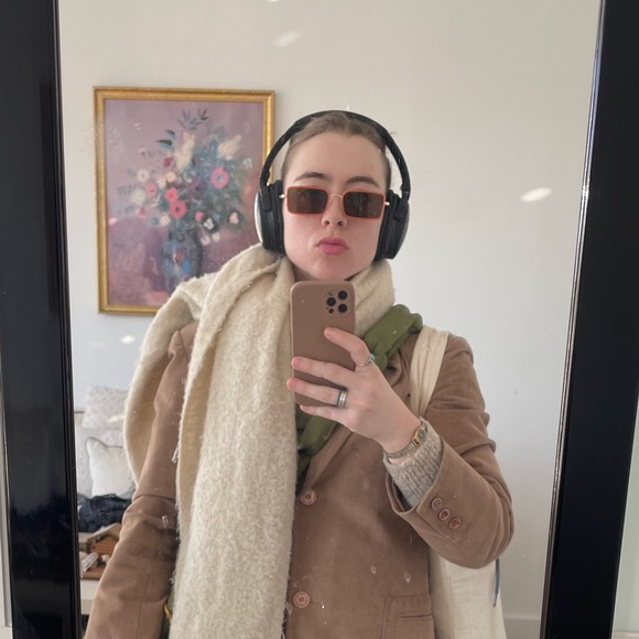 Profile Picture of Hannah Weinmaster (@hgwdance) on Poshmark