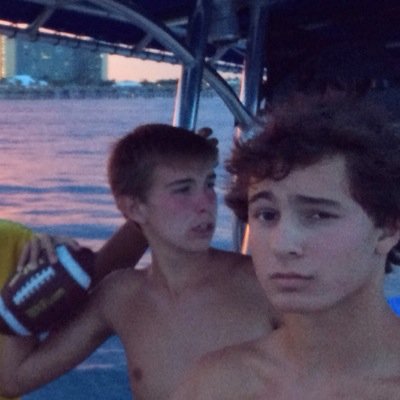 Profile Picture of Chris Uzzo (@UzzoInc) on Twitter