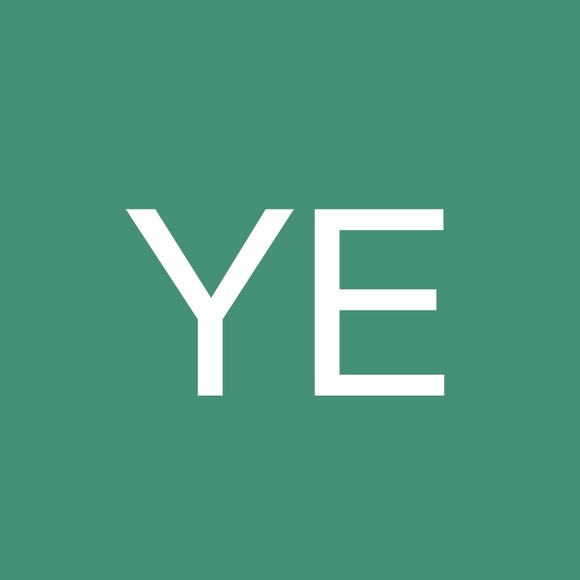Profile Picture of Yazmin Emmanuelli (@yem212) on Poshmark