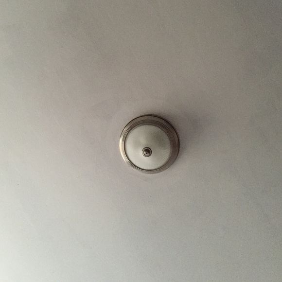 Profile Picture of Mage Lynce (@mage3670) on Poshmark