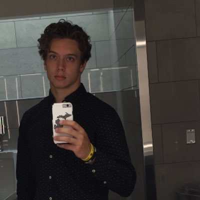 Profile Photo of Wu-han Solo (@cal_reeves_) on Twitter