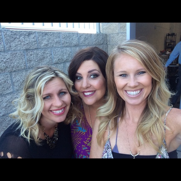 Profile Picture of Alyson Hogan (@addyson11) on Poshmark