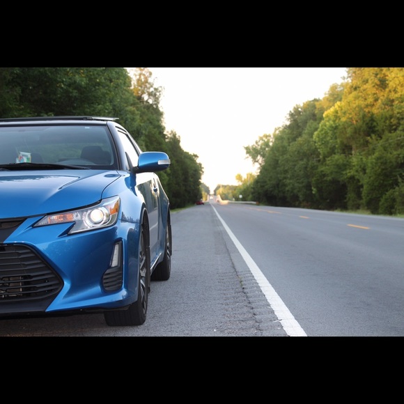 Profile Picture of Isaac Loredo (@isaacloredo16) on Poshmark