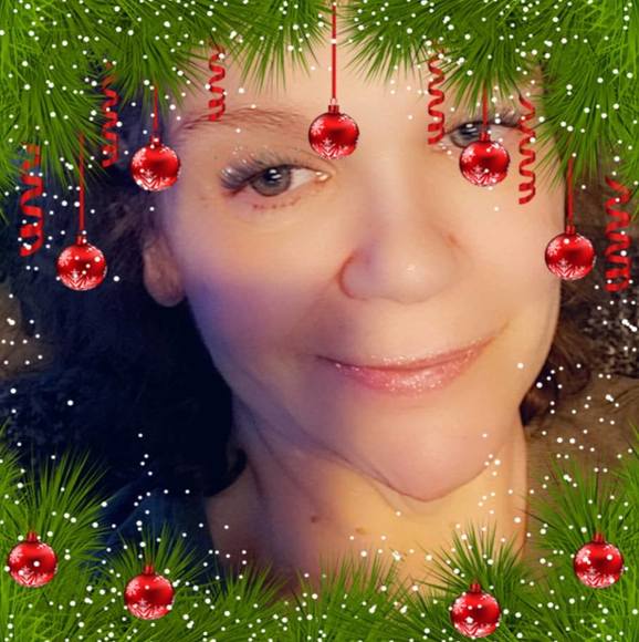 Profile Picture of Carol Kidner (@carolkidner) on Poshmark