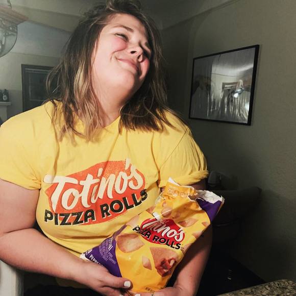 Profile Picture of Courtney Strasburg (@clynnstrasburg) on Poshmark