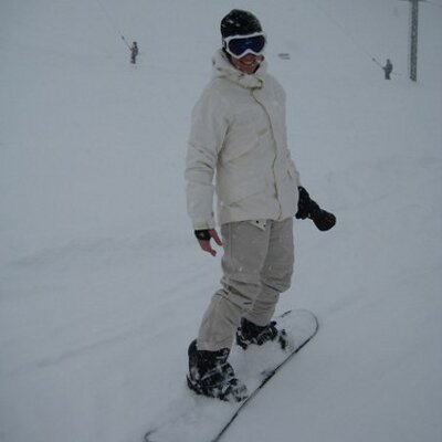 Profile Picture of Catherine Moore (@cathmoore1) on Twitter