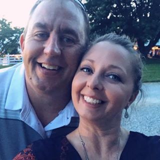 Profile Picture of Lisa Barnthouse (@lisa.barnthouse) on Facebook