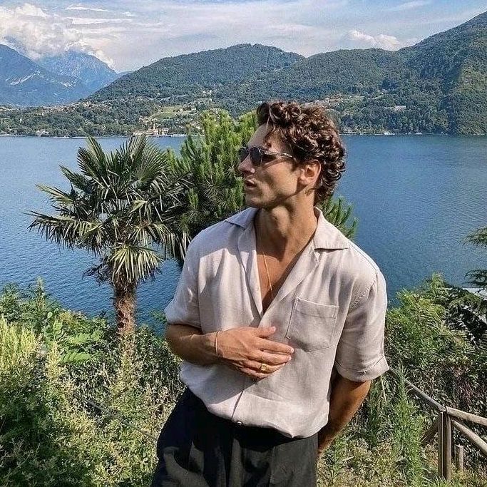 Profile Picture of RICHARD QUEST (@batleywas) on Tiktok