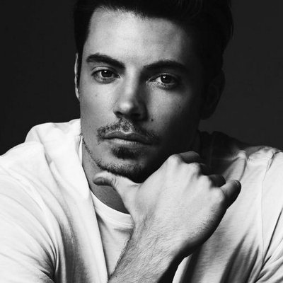 Profile Picture of Josh Henderson Spain (@Devine_Spain) on Twitter