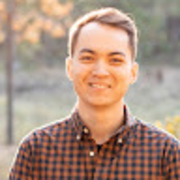 Profile Picture of Paul Swedberg (@paulswedberg) on Poshmark