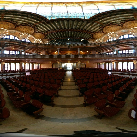 Profile Picture of Amanda Bowling (@scooby1999) on Poshmark