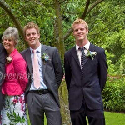 Profile Picture of David Kneeshaw (@kneeshaw87) on Twitter